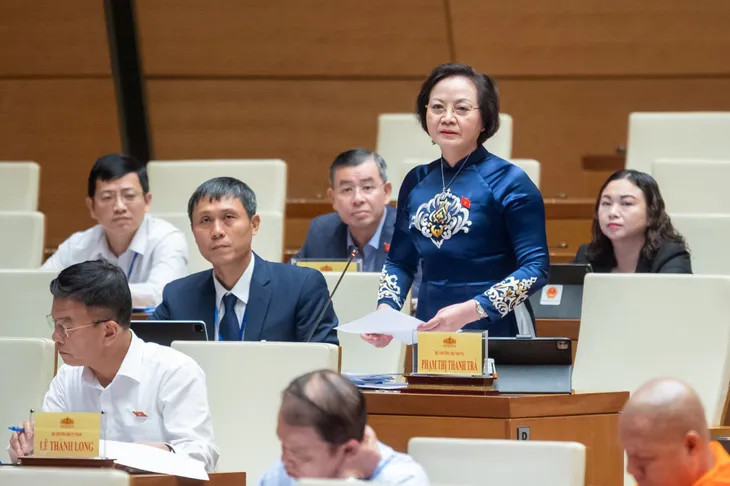 Ưu tiên xếp lương giáo viên cao nhất trong thang bảng lương - Ảnh 1. Ưu tiên xếp lương giáo viên cao nhất trong thang bảng lương - Ảnh 1.