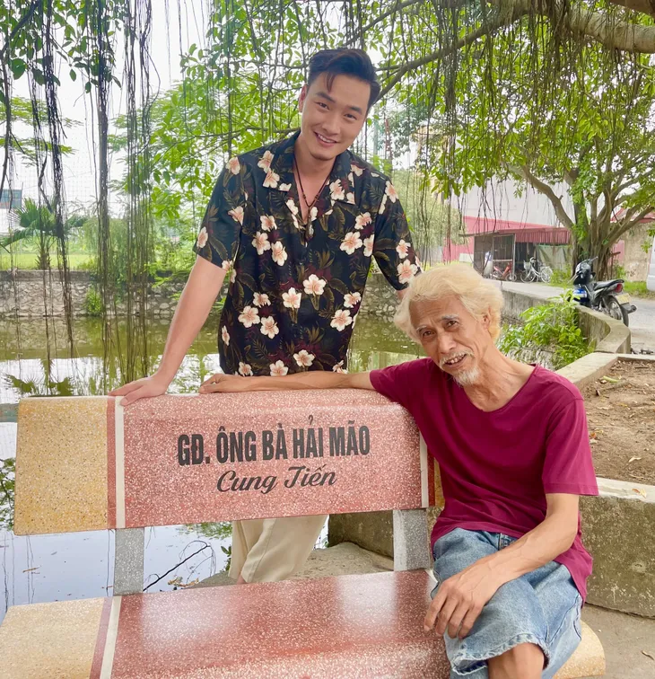 Diễn viên Việt tuần qua: B Trần lịch lãm tuổi 34, Quỳnh Kool khoe giao diện tuổi trưởng thành - Ảnh 5. Diễn viên Việt tuần qua: B Trần lịch lãm tuổi 34, Quỳnh Kool khoe giao diện tuổi trưởng thành - Ảnh 5.
