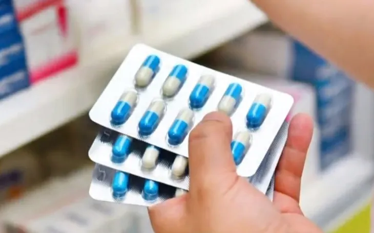 Anh và Nhật Bản thiếu thuốc chữa bệnh trầm trọng - Ảnh 1. Anh và Nhật Bản thiếu thuốc chữa bệnh trầm trọng - Ảnh 1.