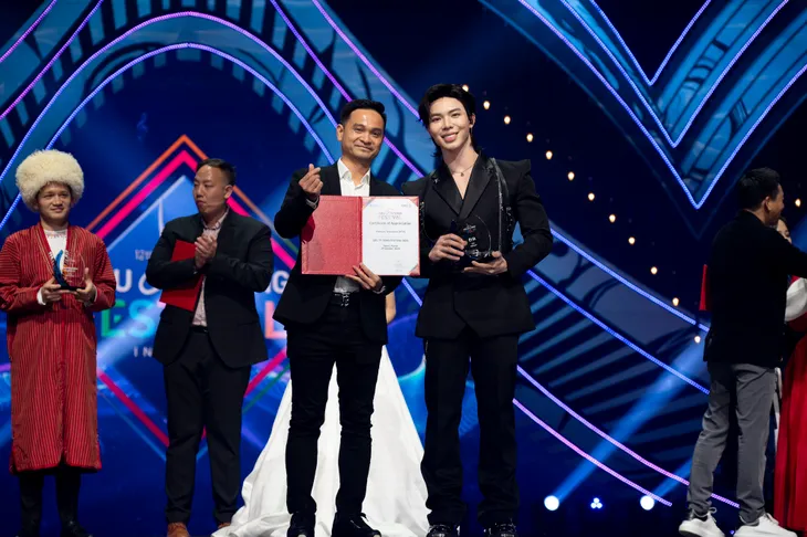 Erik mang Ghen tham dự ABU TV Song Festival 2023 tại Hàn Quốc - Ảnh 4. Erik mang Ghen tham dự ABU TV Song Festival 2023 tại Hàn Quốc - Ảnh 4.