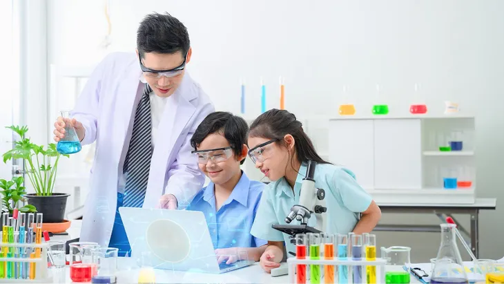 Chuyên gia đồng hành, phụ huynh yên tâm chọn chương trình tiếng Anh cho con - Ảnh 3. Chuyên gia đồng hành, phụ huynh yên tâm chọn chương trình tiếng Anh cho con - Ảnh 3.