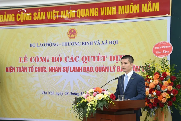 Sáp nhập Báo điện tử Dân trí và Báo Lao động và Xã hội - Ảnh 4. Sáp nhập Báo điện tử Dân trí và Báo Lao động và Xã hội - Ảnh 4.