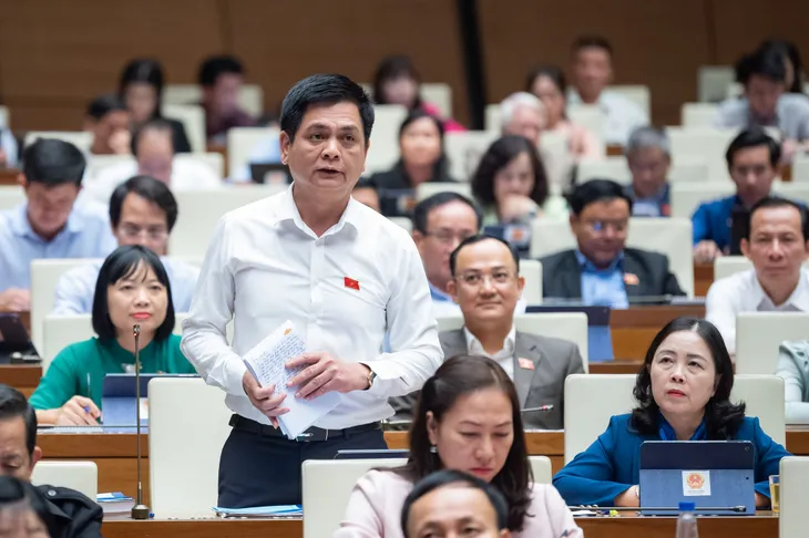 Thủ tướng: Việc phân cấp, phân quyền chưa được thực hiện nghiêm túc - Ảnh 1. Thủ tướng: Việc phân cấp, phân quyền chưa được thực hiện nghiêm túc - Ảnh 1.