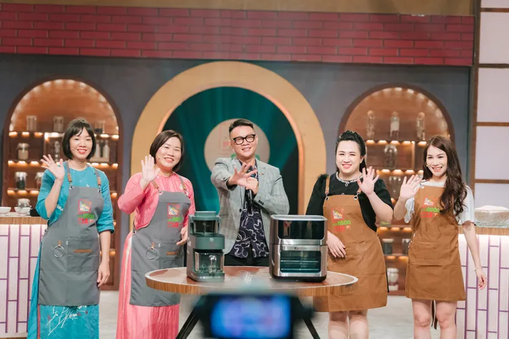 Của ngon vật lạ: Ca sĩ Mỹ Dung giới thiệu đặc sản quê hương Thái Bình - Ảnh 2. Của ngon vật lạ: Ca sĩ Mỹ Dung giới thiệu đặc sản quê hương Thái Bình - Ảnh 2.