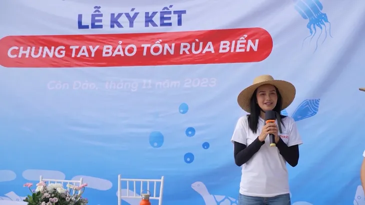 Hoa hậu Hoàn vũ Việt Nam 2022 tham gia bảo tồn rùa biển Côn Đảo - Ảnh 2. Hoa hậu Hoàn vũ Việt Nam 2022 tham gia bảo tồn rùa biển Côn Đảo - Ảnh 2.
