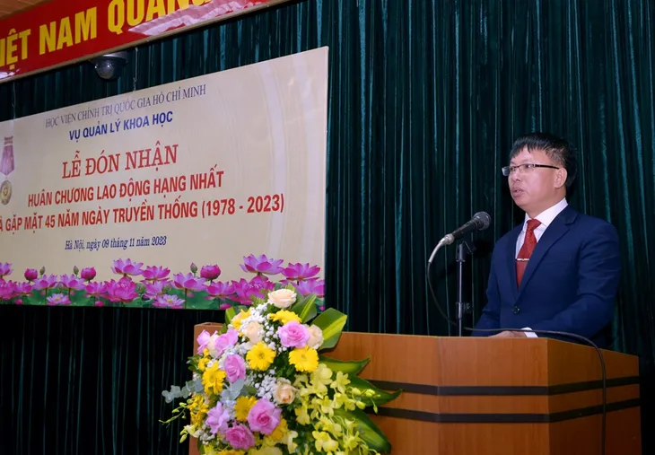 Vụ Quản lý khoa học đón nhận Huân chương Lao động hạng Nhất - Ảnh 3. Vụ Quản lý khoa học đón nhận Huân chương Lao động hạng Nhất - Ảnh 3.