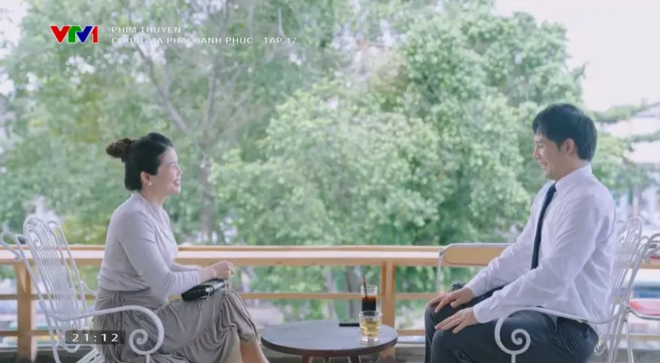 Chúng ta phải hạnh phúc - Tập 17: Bình kiếm ra tiền, cuộc sống hôn nhân trở nên yên ấm hơn - Ảnh 4. Chúng ta phải hạnh phúc - Tập 17: Bình kiếm ra tiền, cuộc sống hôn nhân trở nên yên ấm hơn - Ảnh 4.