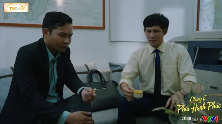 Chúng ta phải hạnh phúc - Tập 17: Lê tồ lo lắng sợ mất sạch tiền vì tin trai trẻ - Ảnh 4. Chúng ta phải hạnh phúc - Tập 17: Lê tồ lo lắng sợ mất sạch tiền vì tin trai trẻ - Ảnh 4.
