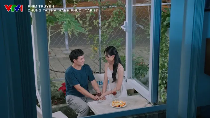 Chúng ta phải hạnh phúc - Tập 17: Bình kiếm ra tiền, cuộc sống hôn nhân trở nên yên ấm hơn - Ảnh 1. Chúng ta phải hạnh phúc - Tập 17: Bình kiếm ra tiền, cuộc sống hôn nhân trở nên yên ấm hơn - Ảnh 1.