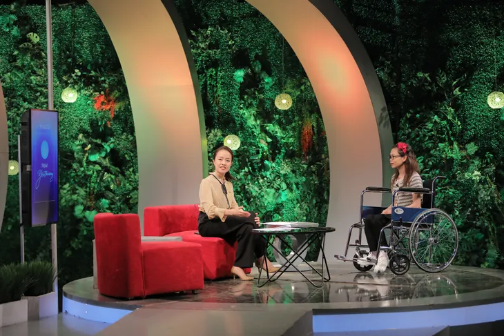 Trạm yêu thương: Bước ngoặt cuộc đời của người phụ nữ khuyết tật 8X - Ảnh 2. Trạm yêu thương: Bước ngoặt cuộc đời của người phụ nữ khuyết tật 8X - Ảnh 2.