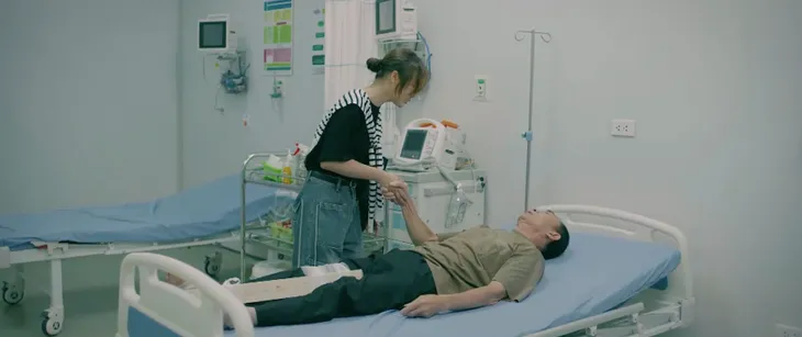 Chúng ta của 8 năm sau - Tập 16: Lâm trở về đúng lúc Dương được bác sĩ điển trai để ý - Ảnh 4. Chúng ta của 8 năm sau - Tập 16: Lâm trở về đúng lúc Dương được bác sĩ điển trai để ý - Ảnh 4.