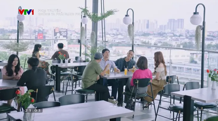 Chúng ta phải hạnh phúc - Tập 23: Bình thất hứa với vợ con để đi công tác cùng sếp nữ - Ảnh 1. Chúng ta phải hạnh phúc - Tập 23: Bình thất hứa với vợ con để đi công tác cùng sếp nữ - Ảnh 1.