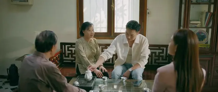 Chúng ta của 8 năm sau - Tập 16: Lâm trở về đúng lúc Dương được bác sĩ điển trai để ý - Ảnh 14. Chúng ta của 8 năm sau - Tập 16: Lâm trở về đúng lúc Dương được bác sĩ điển trai để ý - Ảnh 14.