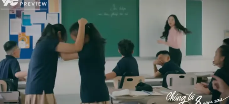 Chúng ta của 8 năm sau - Tập 17: Lần đầu gặp lại, Lâm sững người thấy Dương bên người đàn ông khác - Ảnh 8. Chúng ta của 8 năm sau - Tập 17: Lần đầu gặp lại, Lâm sững người thấy Dương bên người đàn ông khác - Ảnh 8.