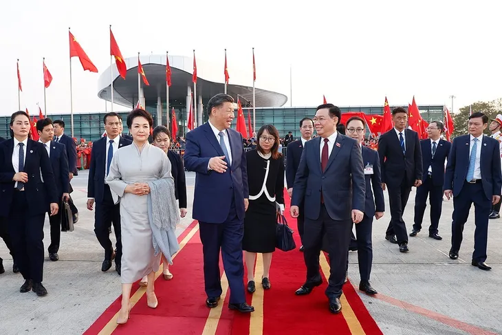 Tổng Bí thư Nguyễn Phú Trọng chia tay Tổng Bí thư, Chủ tịch nước Trung Quốc Tập Cận Bình - Ảnh 4. Tổng Bí thư Nguyễn Phú Trọng chia tay Tổng Bí thư, Chủ tịch nước Trung Quốc Tập Cận Bình - Ảnh 4.