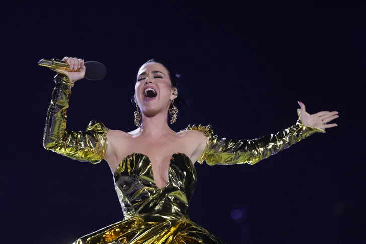 Katy Perry biểu diễn tại VinFuture 2023 - Ảnh 1. Katy Perry biểu diễn tại VinFuture 2023 - Ảnh 1.
