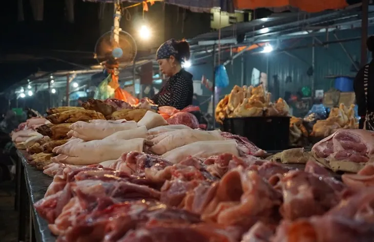 Giá sản phẩm chăn nuôi không tăng đột biến dịp Tết - Ảnh 1. Giá sản phẩm chăn nuôi không tăng đột biến dịp Tết - Ảnh 1.