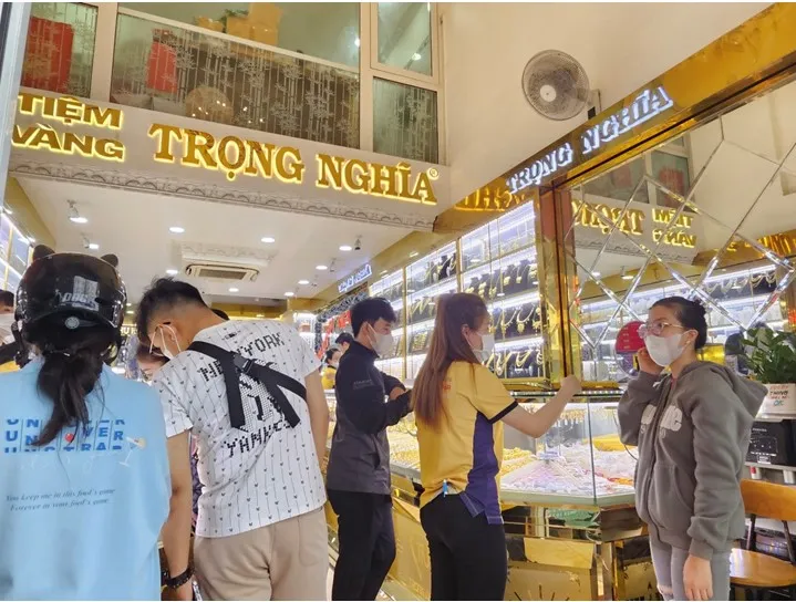 Tiệm vàng Trọng Nghĩa - 25 năm luôn đồng hành với người tiêu dùng TP Hồ Chí Minh - Ảnh 4. Tiệm vàng Trọng Nghĩa - 25 năm luôn đồng hành với người tiêu dùng TP Hồ Chí Minh - Ảnh 4.