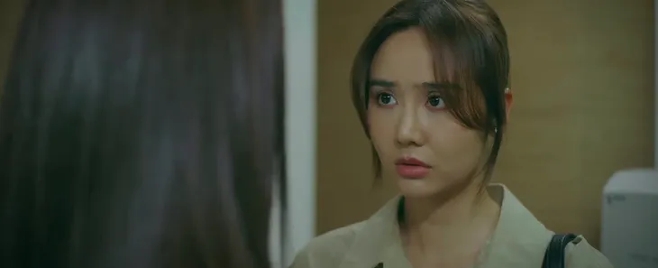 Chúng ta của 8 năm sau - Tập 18: Gặp lại sau 8 năm, Dương lạnh lùng nhờ Lâm hãy coi như người dưng - Ảnh 9. Chúng ta của 8 năm sau - Tập 18: Gặp lại sau 8 năm, Dương lạnh lùng nhờ Lâm hãy coi như người dưng - Ảnh 9.