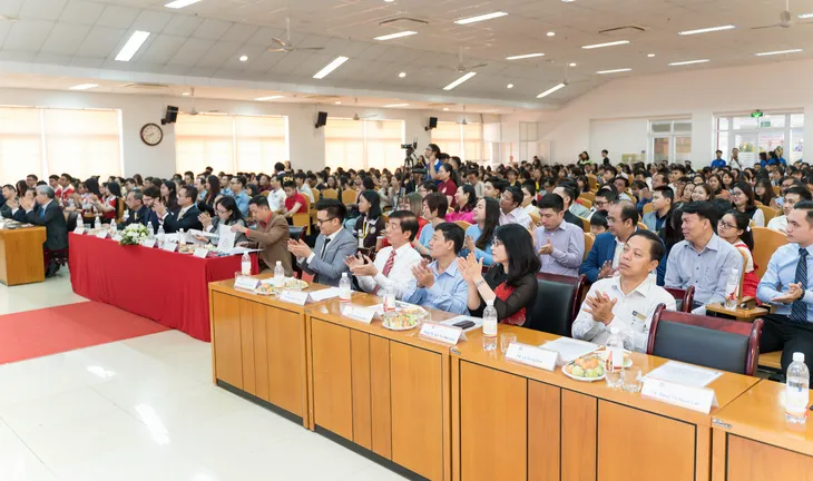 EOV 2023 - Công dân toàn cầu với trách nhiệm xã hội: Chờ đón những cao thủ Olympics tiếng Anh khu vực phía Bắc - Ảnh 2. EOV 2023 - Công dân toàn cầu với trách nhiệm xã hội: Chờ đón những cao thủ Olympics tiếng Anh khu vực phía Bắc - Ảnh 2.