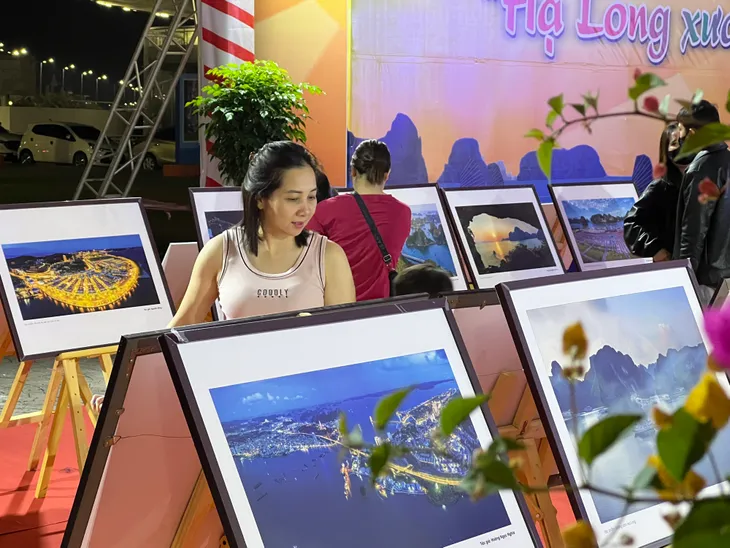 Triển lãm ảnh “Hạ Long xưa và nay” - Ảnh 10. Triển lãm ảnh “Hạ Long xưa và nay” - Ảnh 10.