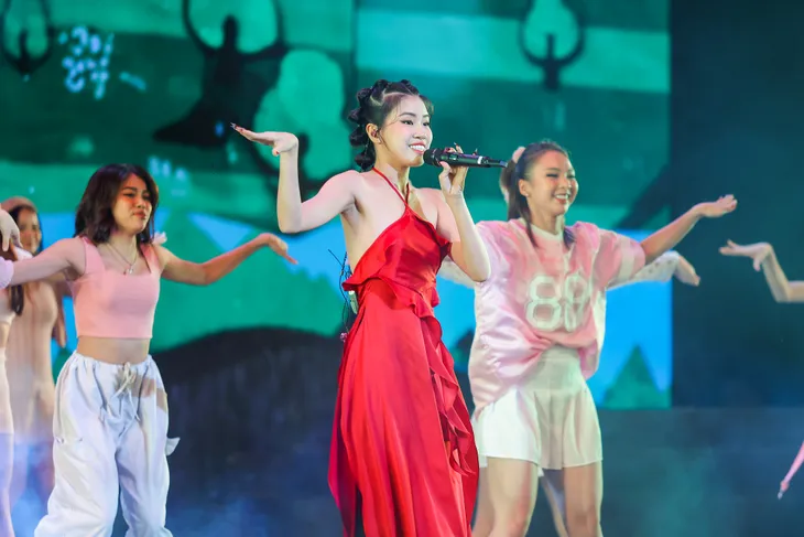 Pháo đáng yêu với ca khúc Một ngày chẳng nắng trên sóng truyền hình - Ảnh 1. Pháo đáng yêu với ca khúc Một ngày chẳng nắng trên sóng truyền hình - Ảnh 1.
