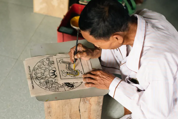 Tranh làng Sình sống cùng văn hoá Huế - Ảnh 1. Tranh làng Sình sống cùng văn hoá Huế - Ảnh 1.