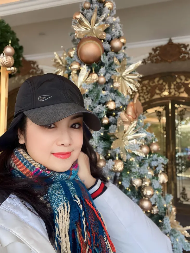 Cầu thủ Quang Hải đính hôn, Quang Vinh úp mở dự án cùng Lương Bích Hữu - Ảnh 7. Cầu thủ Quang Hải đính hôn, Quang Vinh úp mở dự án cùng Lương Bích Hữu - Ảnh 7.
