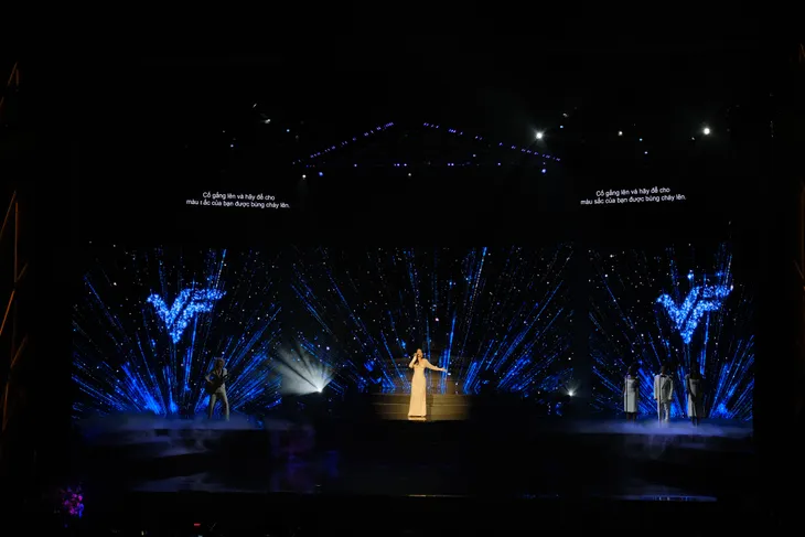 Katy Perry chinh phục khán giả Việt bằng loạt hit ở lễ trao giải VinFuture - Ảnh 4. Katy Perry chinh phục khán giả Việt bằng loạt hit ở lễ trao giải VinFuture - Ảnh 4.