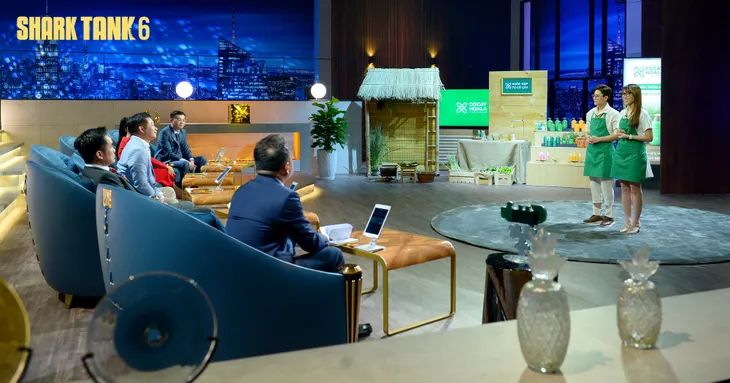 Shark Tank - Tập 12: Startup thu về hơn 100 tỷ đồng/ năm, khiến 4 cá mập tranh giành - Ảnh 2. Shark Tank - Tập 12: Startup thu về hơn 100 tỷ đồng/ năm, khiến 4 cá mập tranh giành - Ảnh 2.