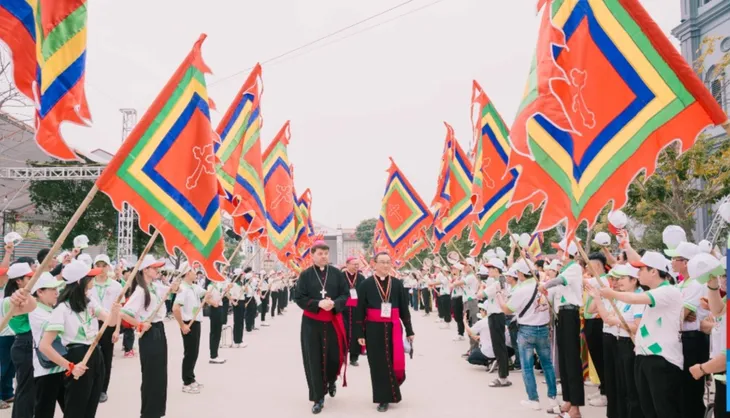 Giáo Hoàng bổ nhiệm Đại diện Tòa Thánh Vatican thường trú tại Việt Nam - Ảnh 1. Giáo Hoàng bổ nhiệm Đại diện Tòa Thánh Vatican thường trú tại Việt Nam - Ảnh 1.