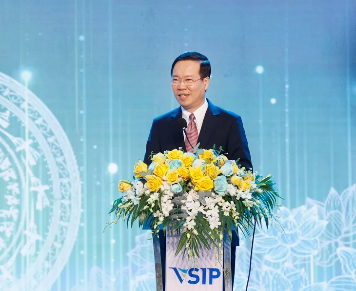 Chủ tịch nước Võ Văn Thưởng dự Lễ Kỷ niệm 10 năm VSIP Quảng Ngãi - Ảnh 1. Chủ tịch nước Võ Văn Thưởng dự Lễ Kỷ niệm 10 năm VSIP Quảng Ngãi - Ảnh 1.