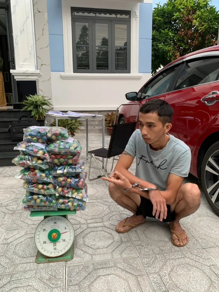 Bình Dương: Phát hiện nhiều trường hợp mua bán, vận chuyển pháo nổ - Ảnh 2. Bình Dương: Phát hiện nhiều trường hợp mua bán, vận chuyển pháo nổ - Ảnh 2.