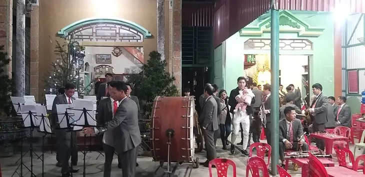 Nam Định: Không khí Giáng sinh nhiều màu sắc ở xứ đạo - Ảnh 11. Nam Định: Không khí Giáng sinh nhiều màu sắc ở xứ đạo - Ảnh 11.