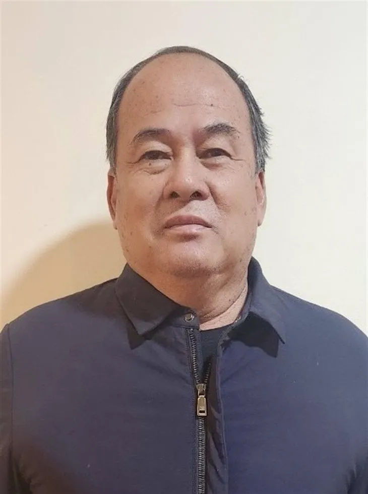 Khởi tố, bắt tạm giam Chủ tịch UBND tỉnh An Giang Nguyễn Thanh Bình - Ảnh 1. Khởi tố, bắt tạm giam Chủ tịch UBND tỉnh An Giang Nguyễn Thanh Bình - Ảnh 1.
