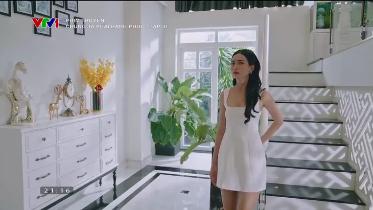 Chúng ta phải hạnh phúc - Tập 31: Tiểu tam trơ trẽn ôm hôn chồng người khác trước mặt chính thất - Ảnh 9. Chúng ta phải hạnh phúc - Tập 31: Tiểu tam trơ trẽn ôm hôn chồng người khác trước mặt chính thất - Ảnh 9.