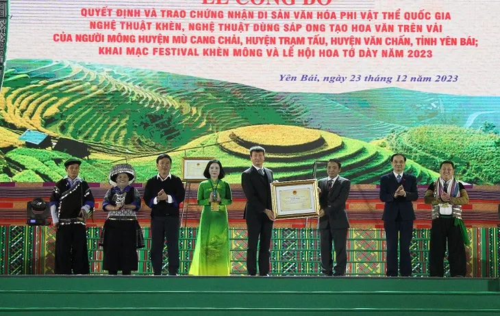 Yên Bái: Nghệ thuật của người Mông được công nhận di sản văn hóa phi vật thể quốc gia - Ảnh 1. Yên Bái: Nghệ thuật của người Mông được công nhận di sản văn hóa phi vật thể quốc gia - Ảnh 1.