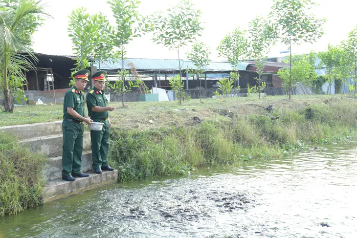 Chuẩn bị chu đáo cho bộ đội đón Tết - Ảnh 3. Chuẩn bị chu đáo cho bộ đội đón Tết - Ảnh 3.