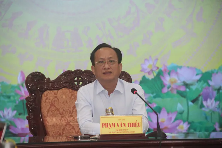Chủ căn nhà án ngữ giữa đường ở Bạc Liêu 20 năm đã đồng ý giao mặt bằng - Ảnh 1. Chủ căn nhà án ngữ giữa đường ở Bạc Liêu 20 năm đã đồng ý giao mặt bằng - Ảnh 1.
