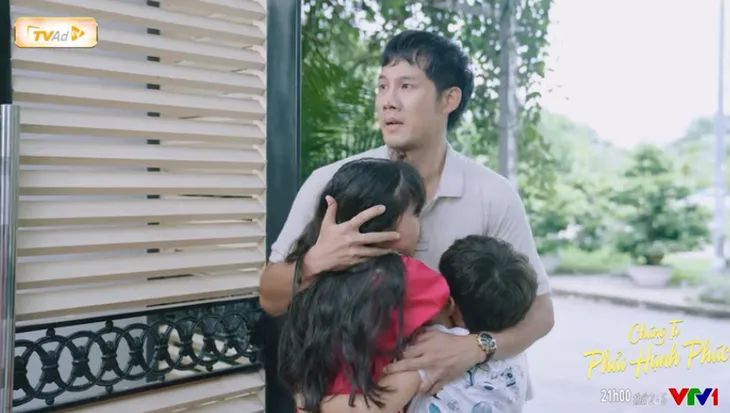 Chúng ta phải hạnh phúc - Tập 33: Bình đau lòng khi thấy các con ở với nhân tình của mẹ - Ảnh 2.