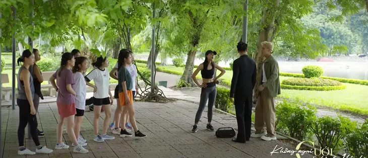 Không ngại cưới chỉ cần một lý do - Tập 29: Đông bị gái lạ gây chiến, mất xe máy - Ảnh 1. Không ngại cưới chỉ cần một lý do - Tập 29: Đông bị gái lạ gây chiến, mất xe máy - Ảnh 1.