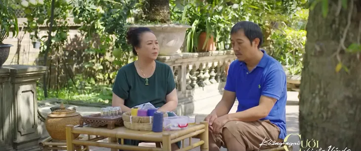 Không ngại cưới chỉ cần một lý do - Tập 29: Đông bị gái lạ gây chiến, mất xe máy - Ảnh 7. Không ngại cưới chỉ cần một lý do - Tập 29: Đông bị gái lạ gây chiến, mất xe máy - Ảnh 7.