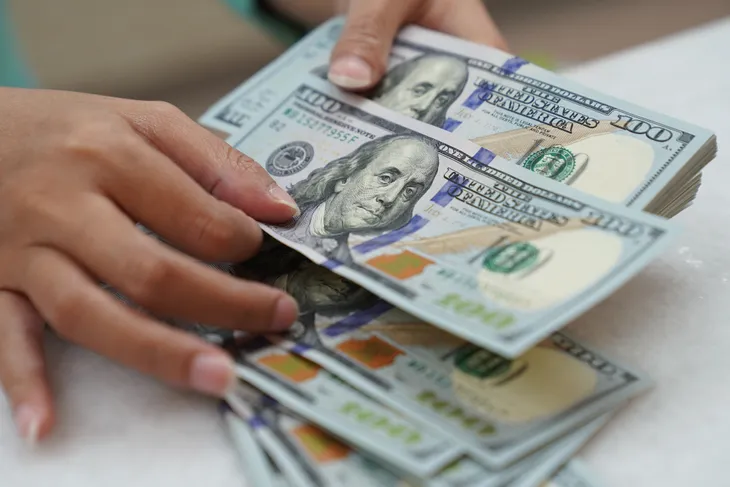 USD tăng giá, doanh nghiệp ứng phó linh hoạt - Ảnh 1. USD tăng giá, doanh nghiệp ứng phó linh hoạt - Ảnh 1.