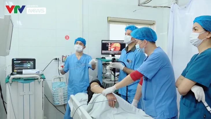 Tầm soát ung thư ống tiêu hóa: Đừng để quá muộn - Ảnh 7. Tầm soát ung thư ống tiêu hóa: Đừng để quá muộn - Ảnh 7.