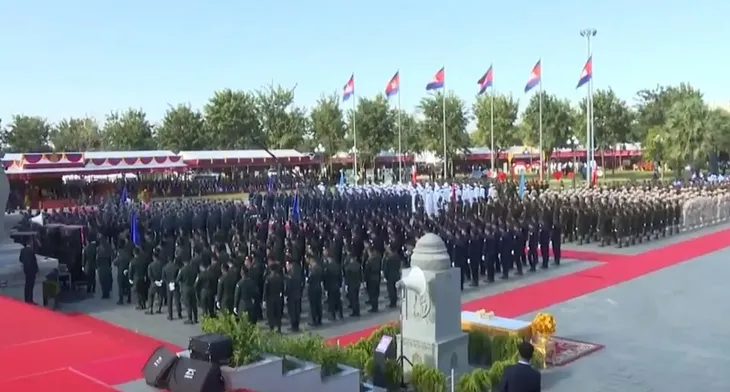 Campuchia kỷ niệm 25 năm ngày kết thúc nội chiến - Ảnh 1. Campuchia kỷ niệm 25 năm ngày kết thúc nội chiến - Ảnh 1.