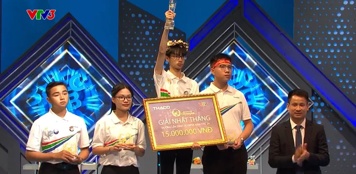 Đường lên đỉnh Olympia 24: Hữu Tùng chiến thắng thuyết phục cuộc thi tháng 2, Quý 1 - Ảnh 7. Đường lên đỉnh Olympia 24: Hữu Tùng chiến thắng thuyết phục cuộc thi tháng 2, Quý 1 - Ảnh 7.