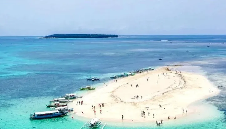 Động đất độ lớn 7,5 tại Philippines, 4 dư chấn rung chuyển khắp khu vực - Ảnh 1. Động đất độ lớn 7,5 tại Philippines, 4 dư chấn rung chuyển khắp khu vực - Ảnh 1.