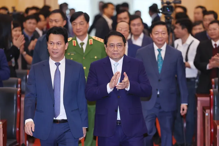 Tiếp tục hoàn thiện thể chế, cơ chế, chính sách về tài nguyên môi trường - Ảnh 1. Tiếp tục hoàn thiện thể chế, cơ chế, chính sách về tài nguyên môi trường - Ảnh 1.