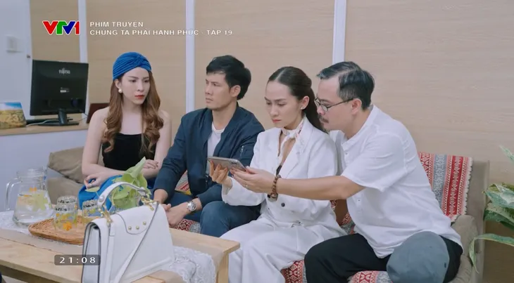 Chúng ta phải hạnh phúc - Tập 19: Xuất hiện nữ đại gia mê Bình - Ảnh 2. Chúng ta phải hạnh phúc - Tập 19: Xuất hiện nữ đại gia mê Bình - Ảnh 2.
