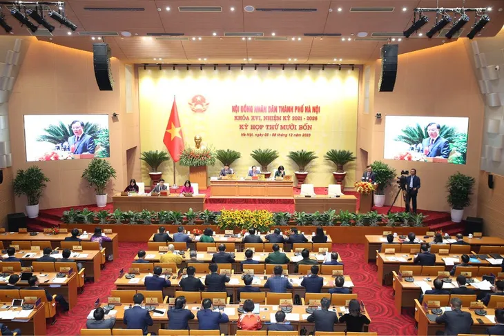 Bí thư Thành ủy Hà Nội: Kiên quyết cắt giảm vốn đầu tư cho các dự án không giải ngân - Ảnh 1. Bí thư Thành ủy Hà Nội: Kiên quyết cắt giảm vốn đầu tư cho các dự án không giải ngân - Ảnh 1.